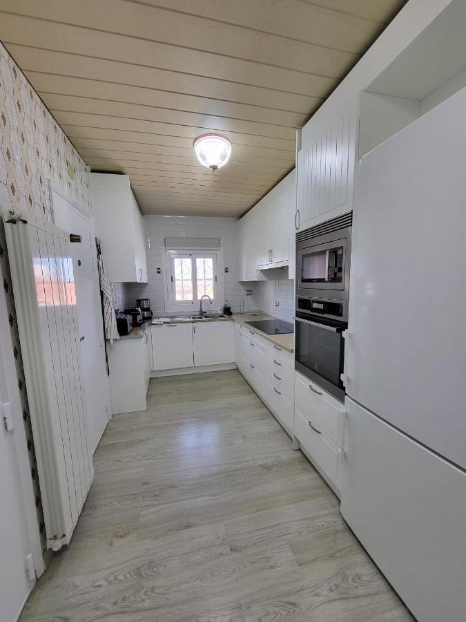Torredembarra Cosy, Well Equipped House, 5 Min. From The Beach Exterior foto