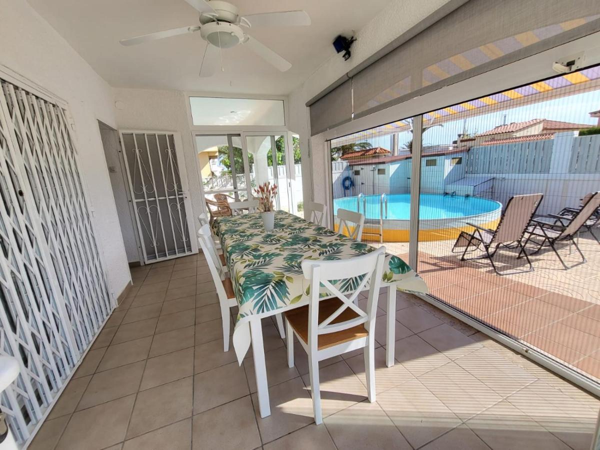 Torredembarra Cosy, Well Equipped House, 5 Min. From The Beach Exterior foto